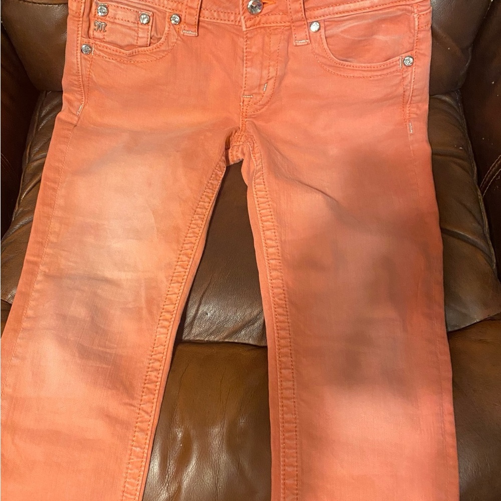 NWOT Miss Me Women's cuffed capri jeans